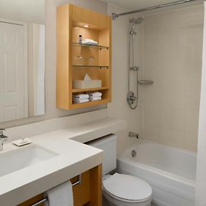 One-Bedroom King Suite Kitchen